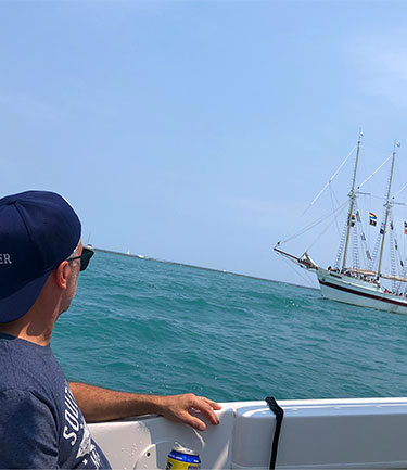 tom-arnieri-wow-RL Tom Arnieri - on boat